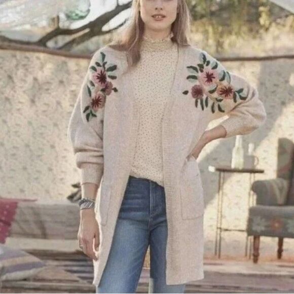 BOUNDLESS NORTH Embroidered Floral Wool Blend Tan Cardigan Size XL - Picture 1 of 9
